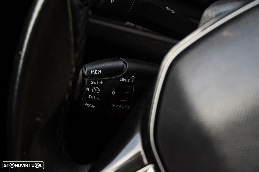 Peugeot 5008 1.5 BlueHDi Allure - 39