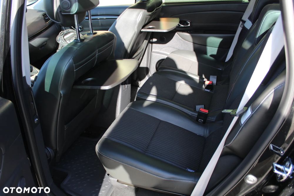 Renault Scenic - 23