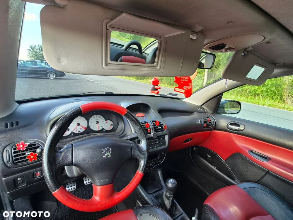 Peugeot 206 - 8
