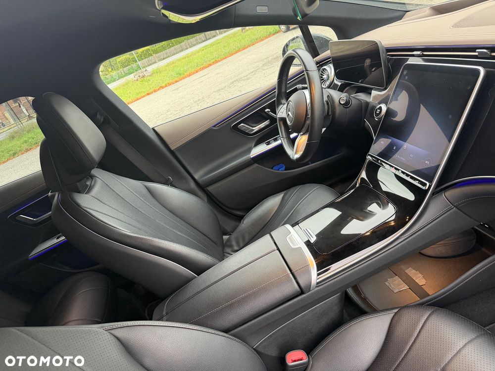 Mercedes-Benz EQE 350+ 90.5kWh Electric Art - 19