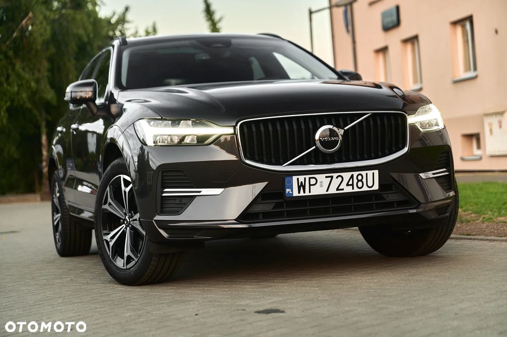 Volvo XC 60 B4 D Geartronic Momentum Pro - 3