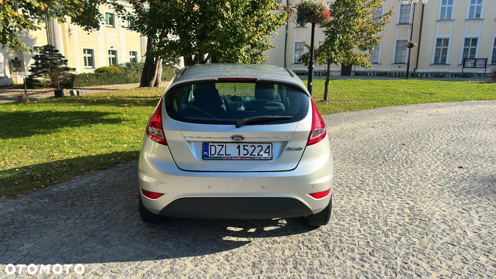 Ford Fiesta 1.4 Autom Trend - 6