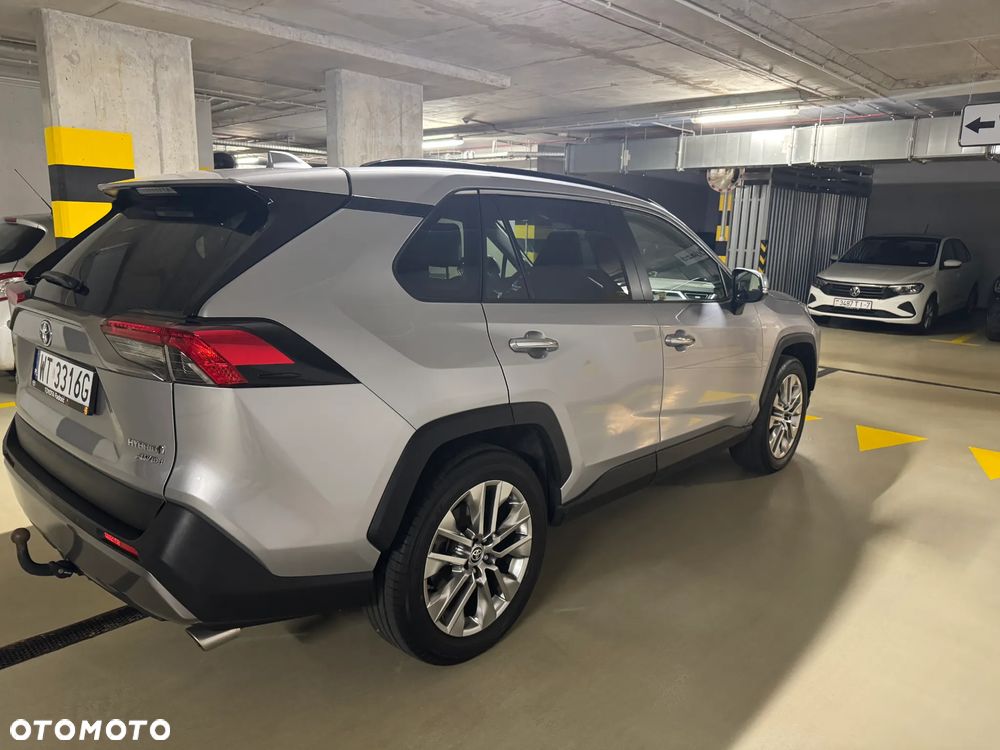 Toyota RAV4 - 5