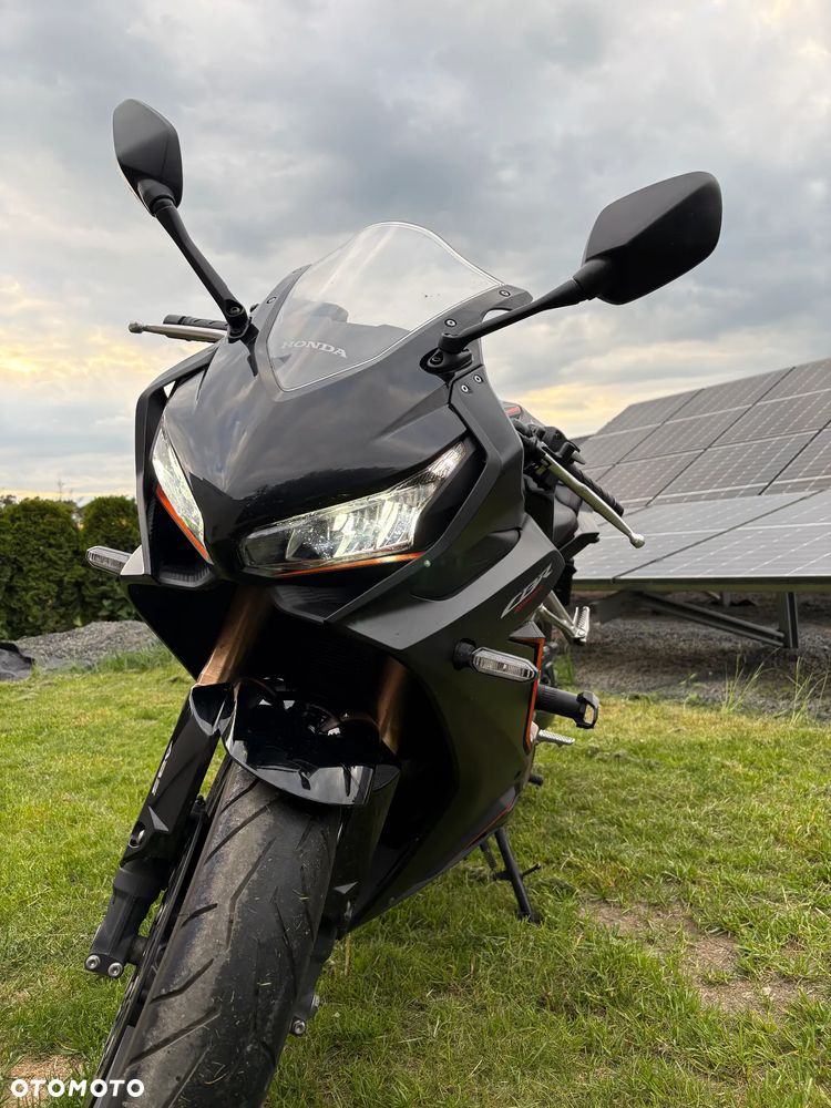 Honda CBR - 4