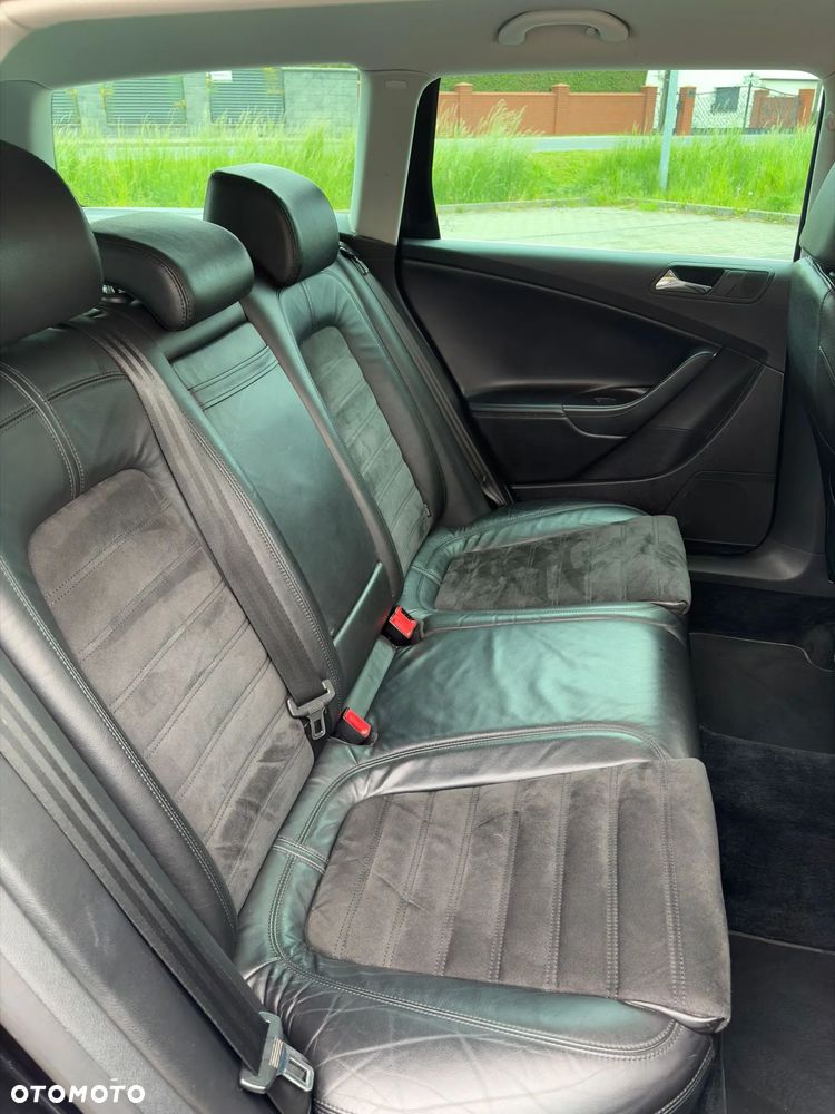 Volkswagen Passat 2.0 TDI 4Motion Highline - 11