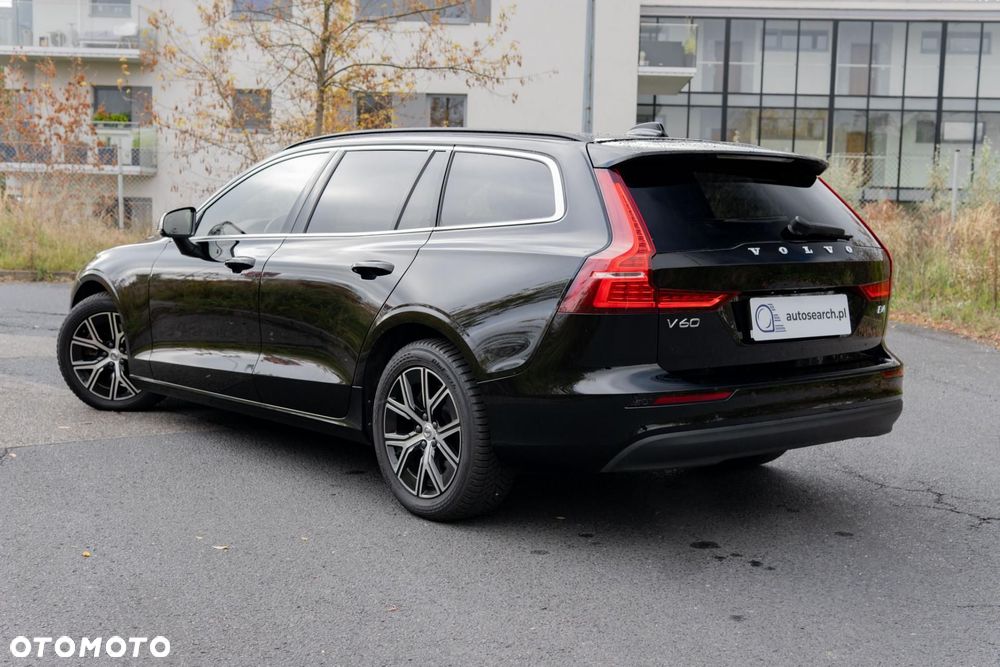 Volvo V60 2023 photo 4