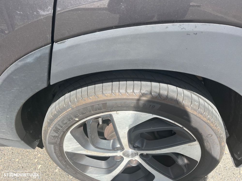 Hyundai Tucson 1.7 CRDi Executive - 5