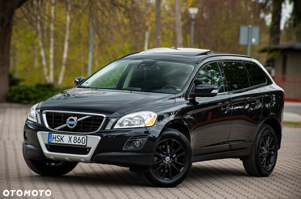 Volvo XC 60 D5 AWD Momentum - 8
