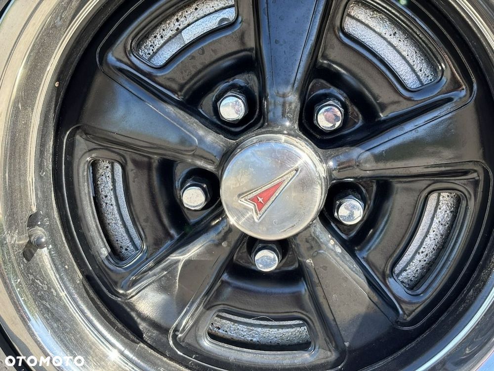 Pontiac Grand-Prix - 40