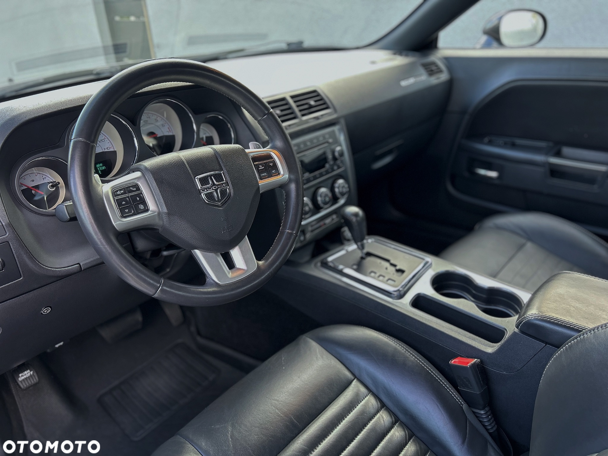Dodge Challenger 3.6 SXT Plus - 14