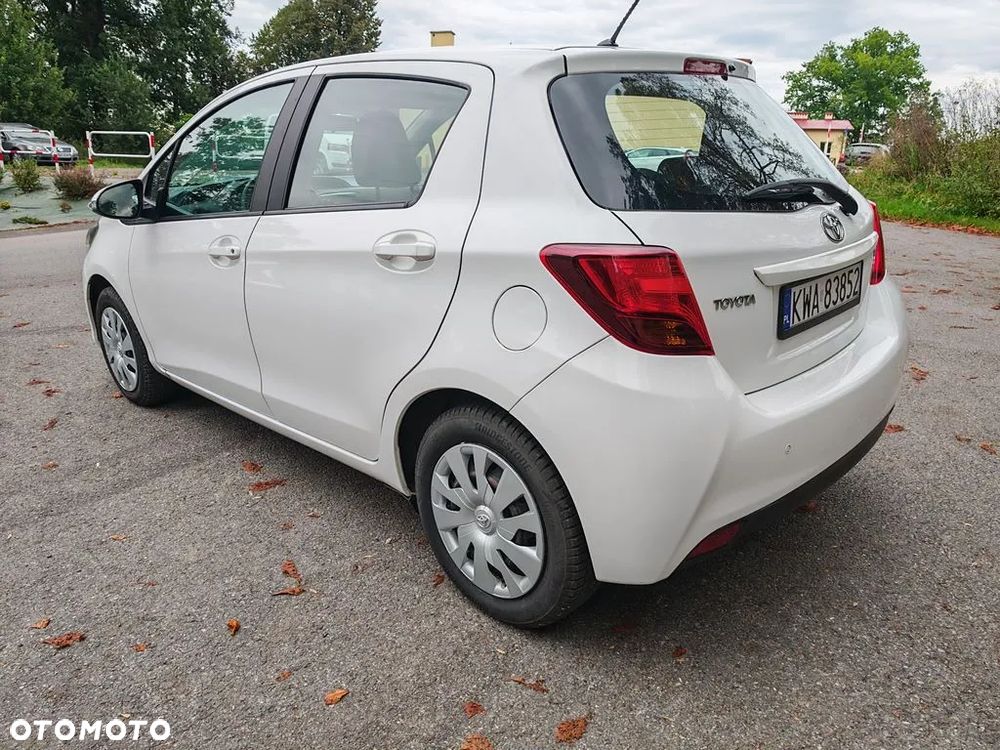 Toyota Yaris - 6