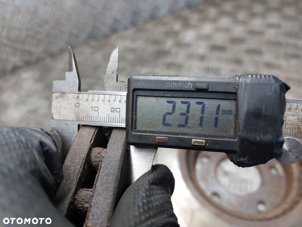 TARCZE HAMULCOWE PRZÓD + KLOCKI + ZACISKI NISSAN PULSAR C13 1.5 DCI - 7