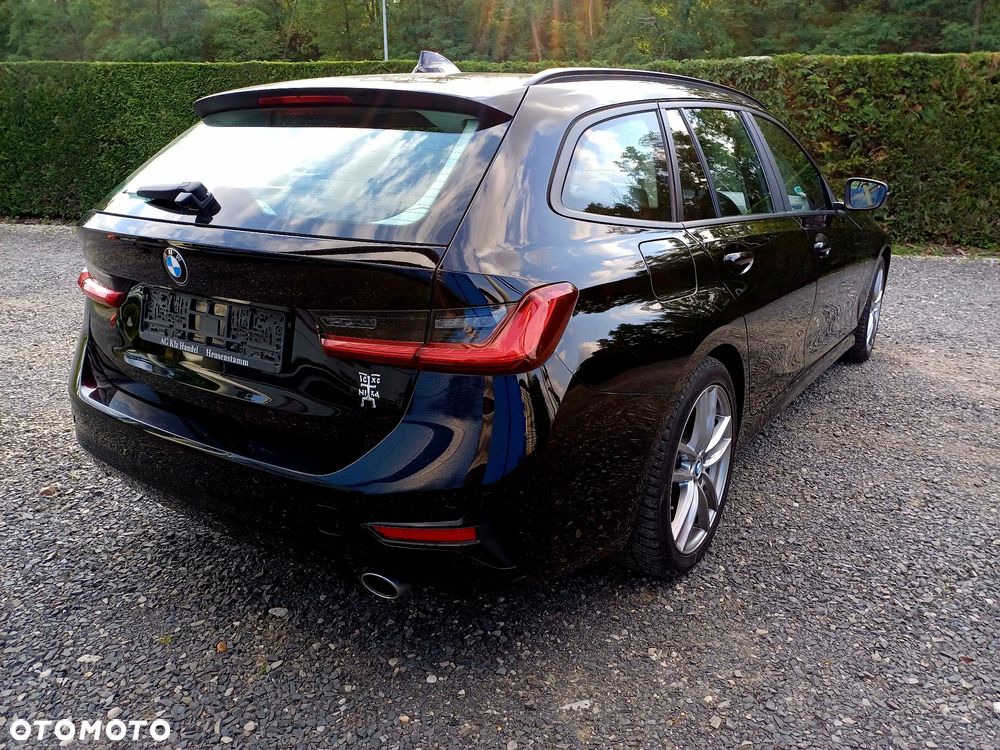 BMW Seria 3 318d Edition Luxury Line Purity - 5