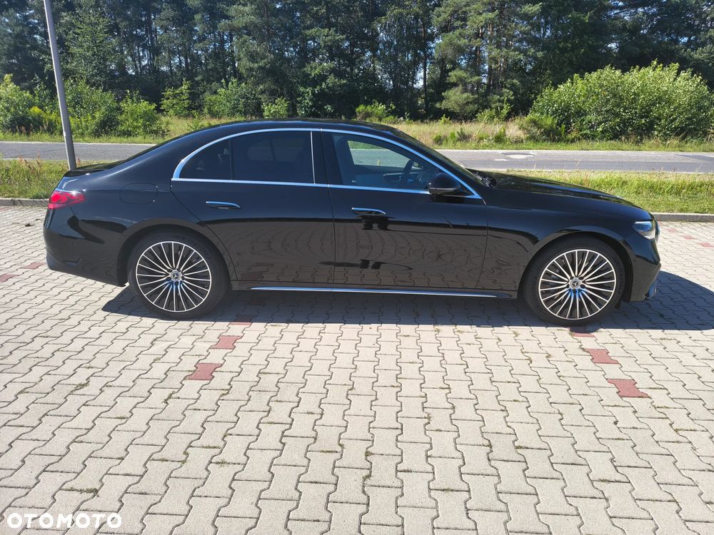 Mercedes-Benz Klasa E 300 de PHEV 4-Matic AMG 9G-Tronic - 22
