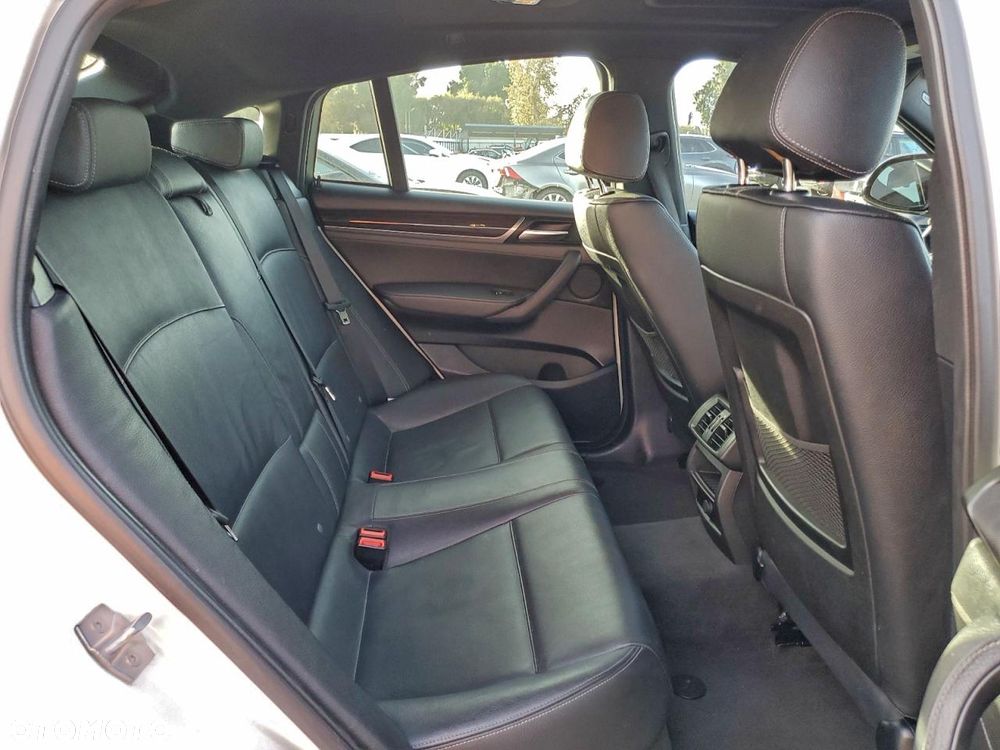 BMW X4 xDrive28i - 12