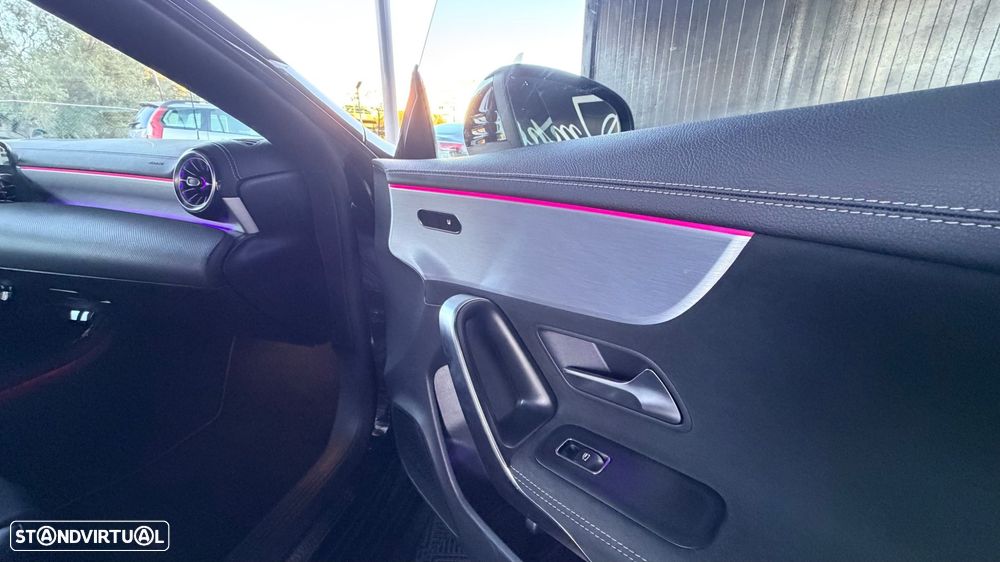Mercedes-Benz CLA 250 e AMG Line - 13