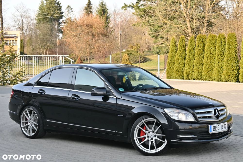 Mercedes-Benz Klasa C 350 CDI DPF 7G-TRONIC BlueEFFICIENCY Avantgarde - 1
