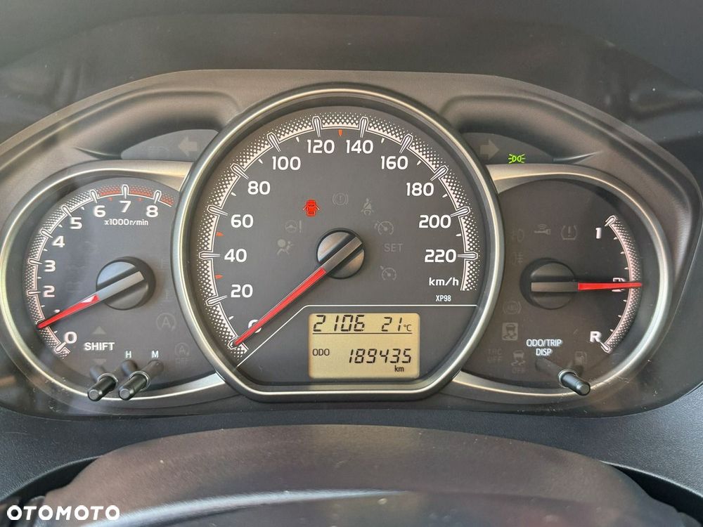 Toyota Yaris - 21