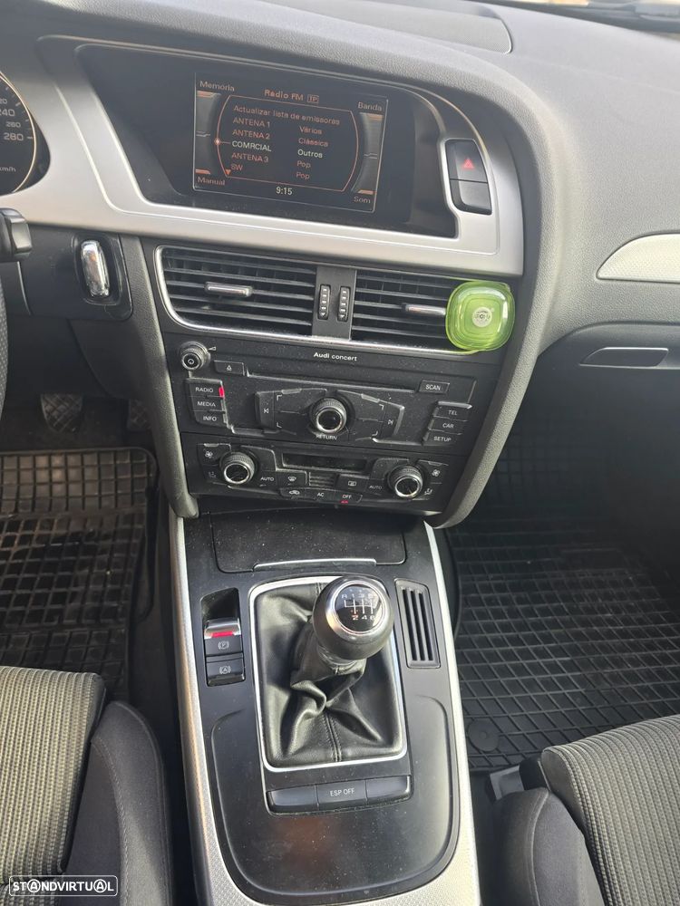 Audi A4 Avant 2.0 TDI Advance - 8