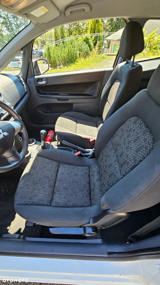 Mitsubishi Colt 1.1 Inform EU5 - 10
