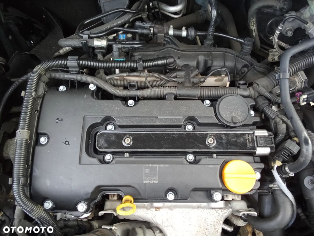 Opel Astra 1.4 Turbo Innovation - 12