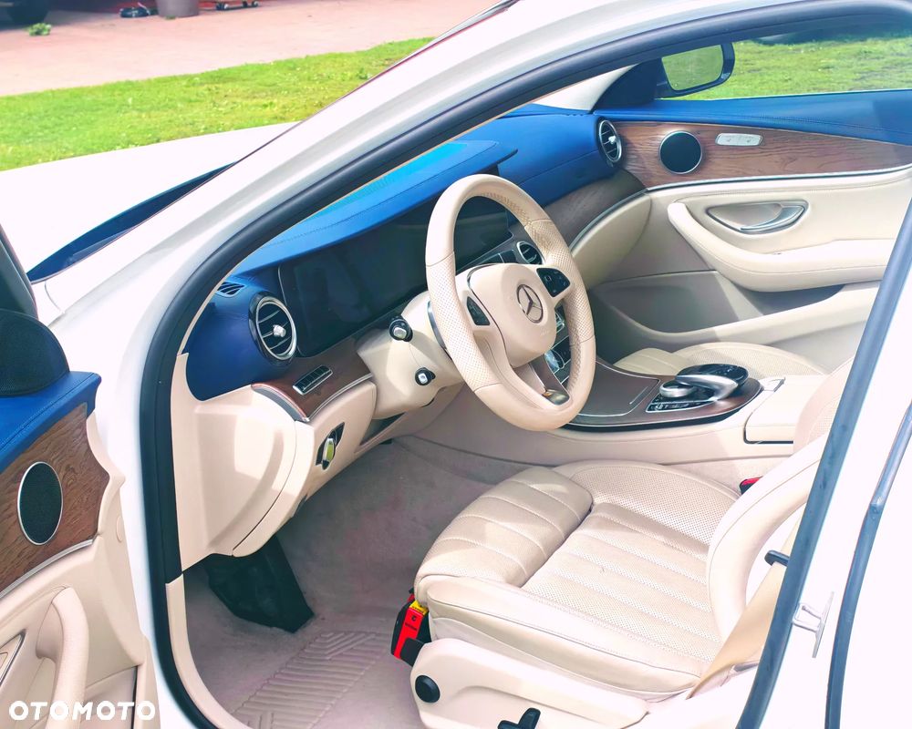 Mercedes-Benz Klasa E 220 d 9G-TRONIC - 15