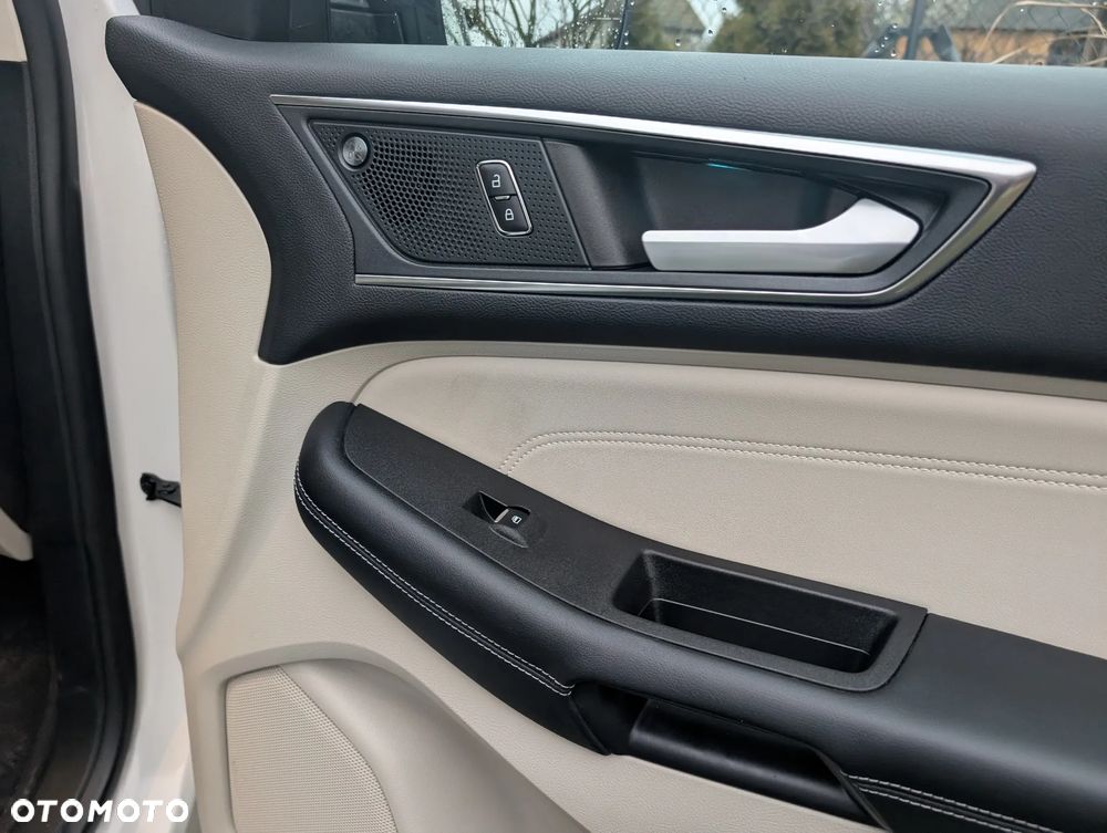 Ford Edge 2.0 EcoBlue Bi-Turbo 4x4 Titanium - 12