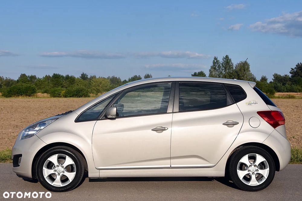 Kia Venga 1.6 L - 3