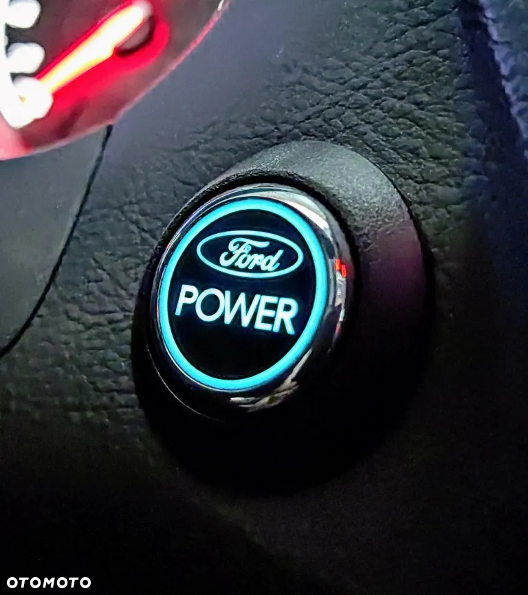 Ford Focus Turnier 2.0 EcoBoost ST - 25