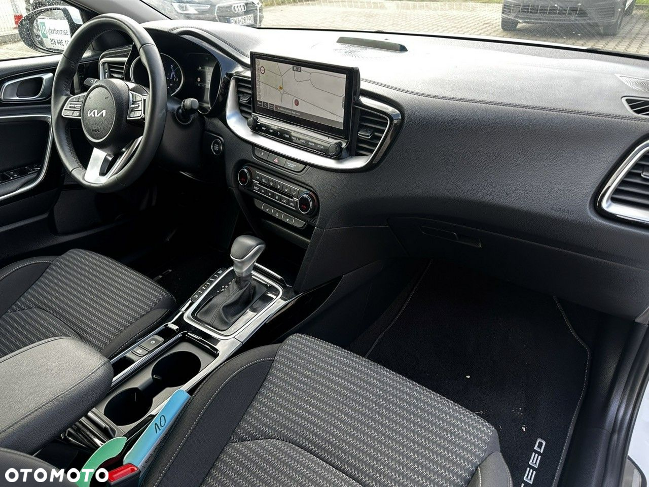 Kia Ceed 1.6 GDI PHEV L Business Line DCT - 13