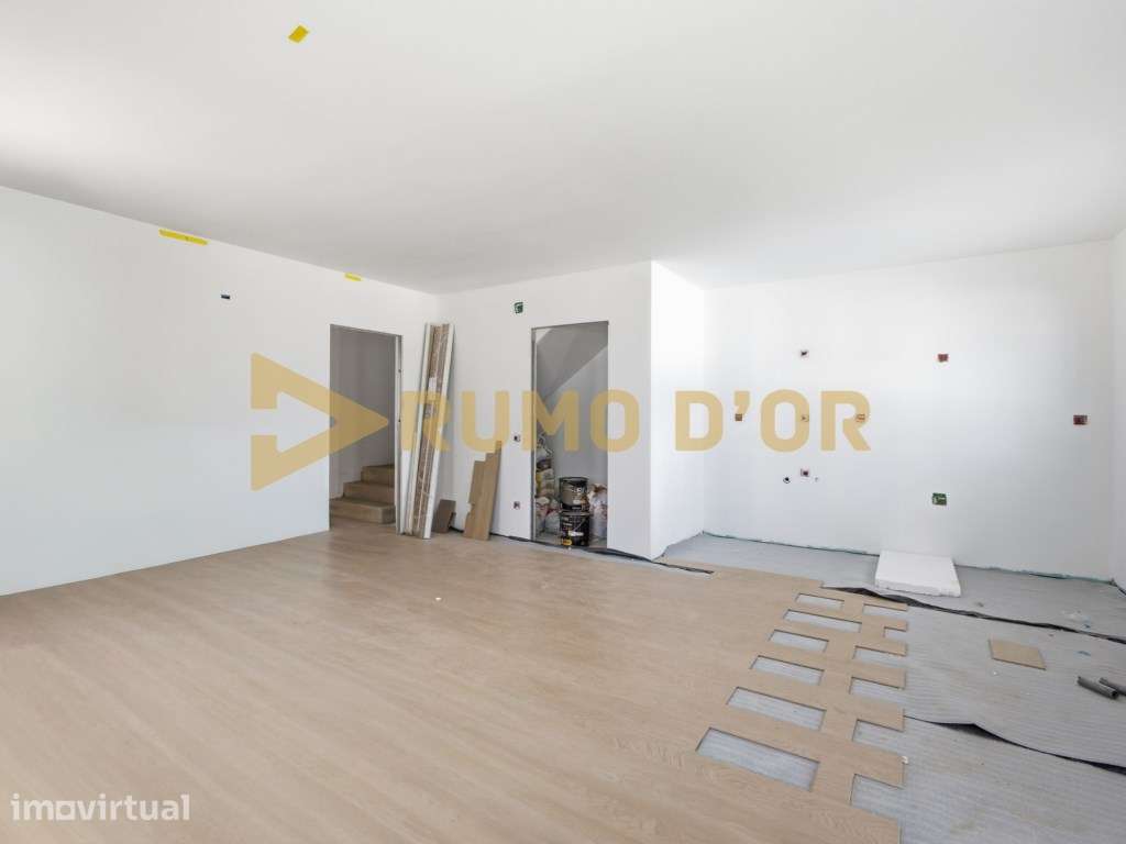 Moradia T3 Nova na Pocariça, Em Fase Final de Construção - Grande imagem: 5/26