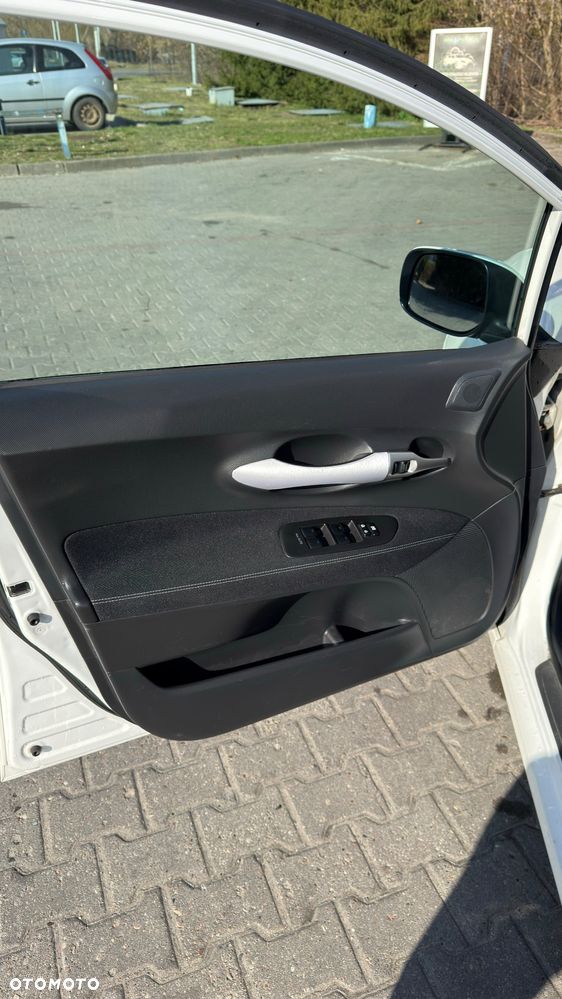 Toyota Auris 1.8 HSD Prestige NAVI - 22