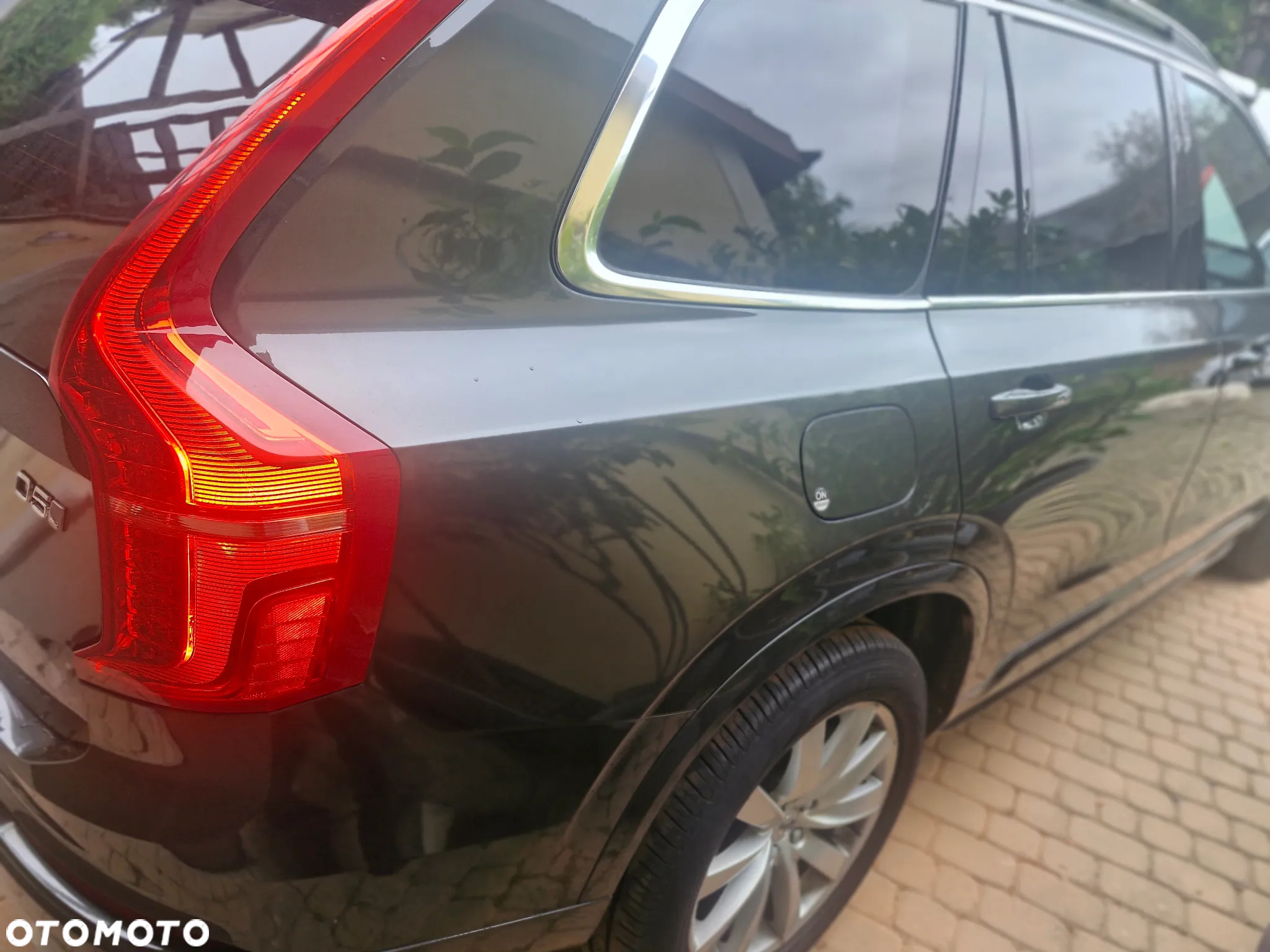 Volvo XC 90 D5 AWD R-Design 7os - 3
