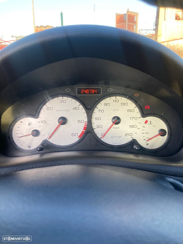 Peugeot 206 1.4 HDi XT - 8