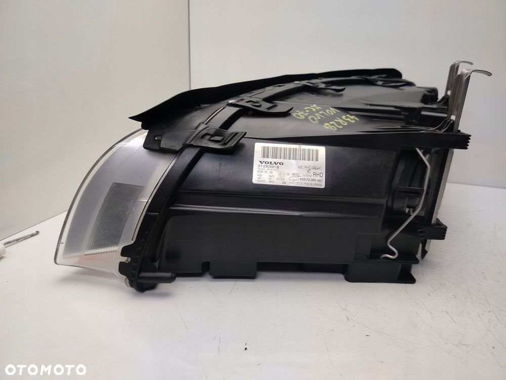 volvo xc70 v70 iii 07r- reflektor lampa prawy przód prawa przednia xenon - 7