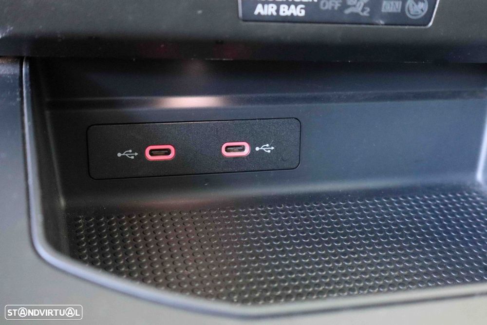 SEAT Arona 1.0 TSI FR — fotografia 27