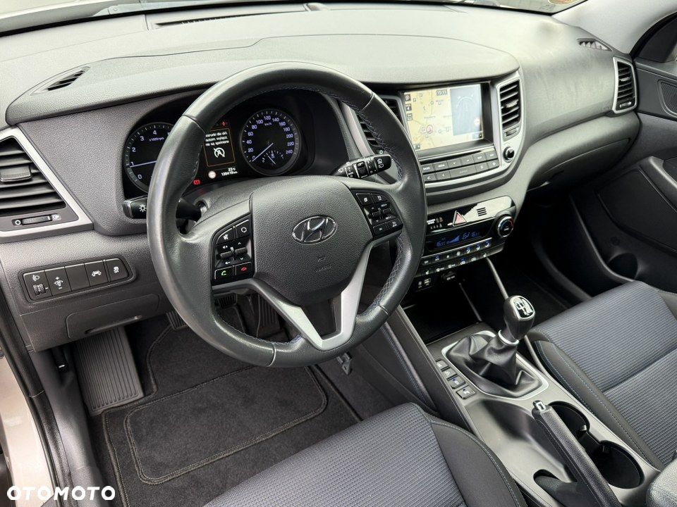 Hyundai Tucson blue 1.6 GDi 2WD Passion - 18