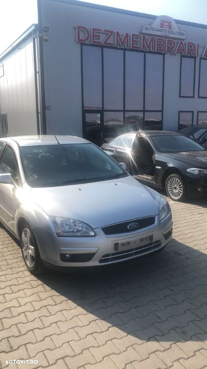 Dezmembram Ford Focus 2 1.6 TDCI an fabr 2006 - 4