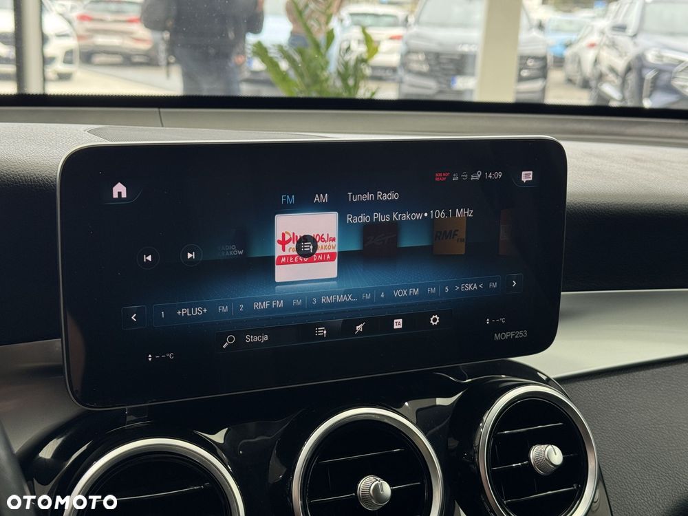 Mercedes-Benz GLC - 29