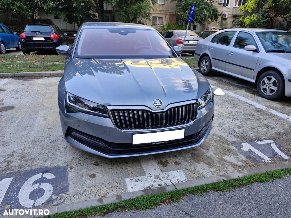 Skoda Superb 2.0 TDI DSG Ambition - 4