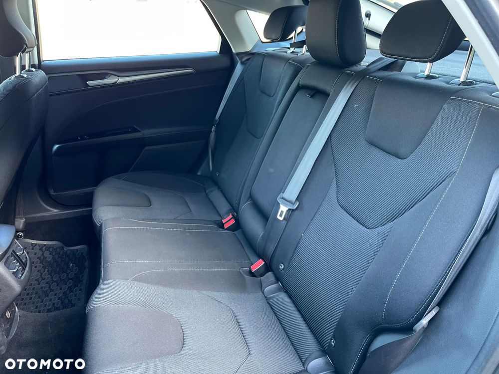Ford Mondeo - 15