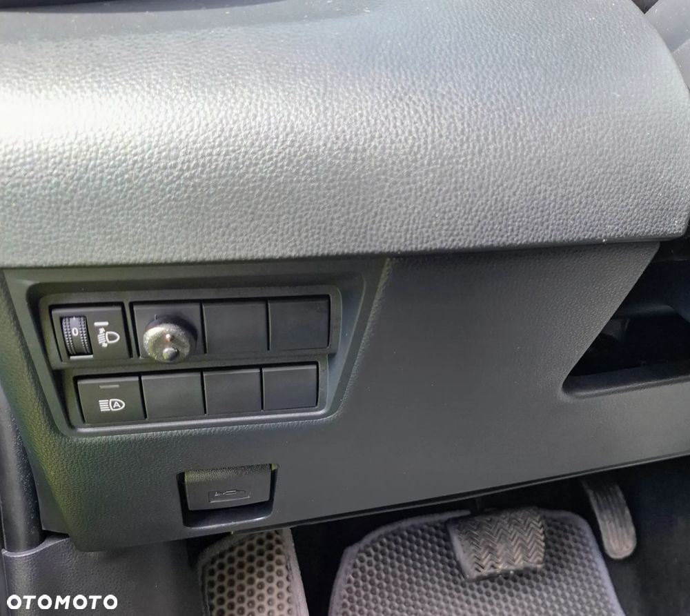 Toyota Yaris Cross Hybrid 1.5 Comfort - 17