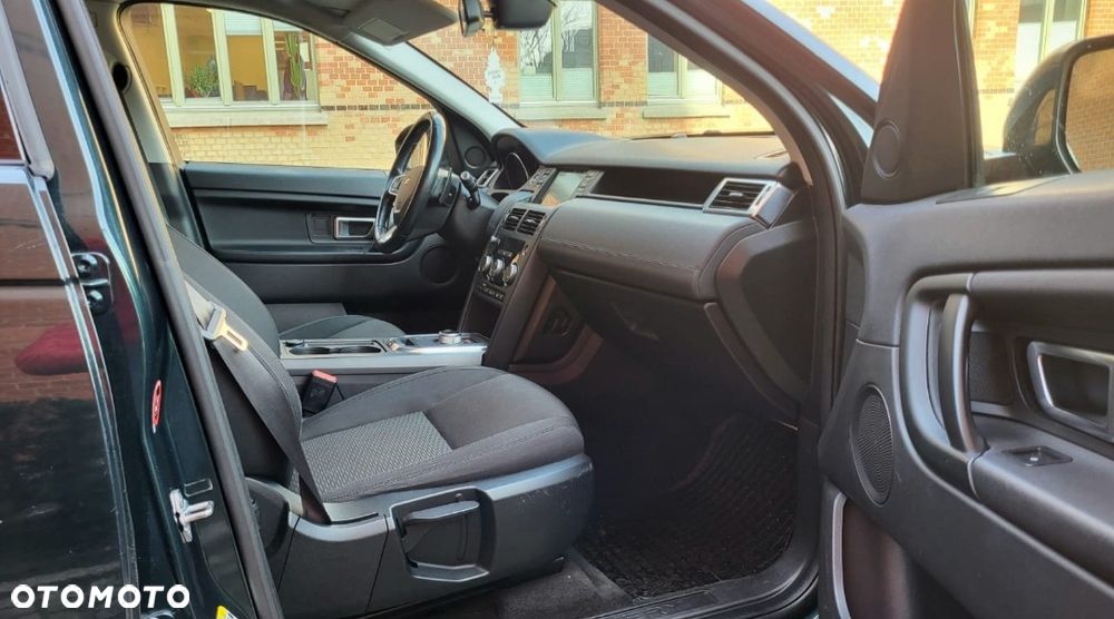 Land Rover Discovery Sport TD4 Dynamic - 10