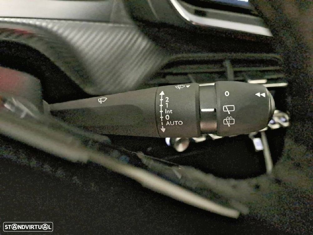 Peugeot 2008 1.2 PureTech Style - 15