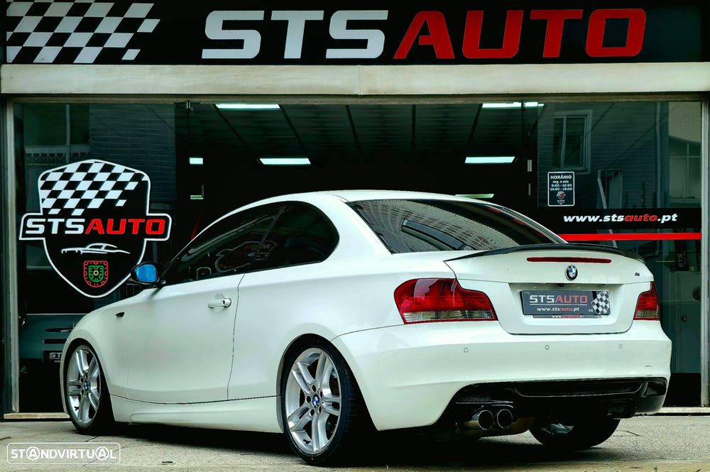 BMW 123 d Limited Edition Lifestyle c/ M Sport Pack - 57