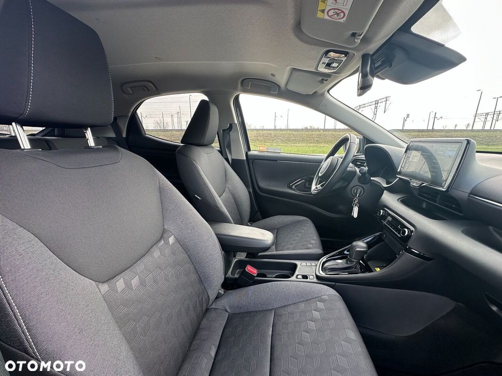 Toyota Yaris Hybrid 1.5 Style - 17