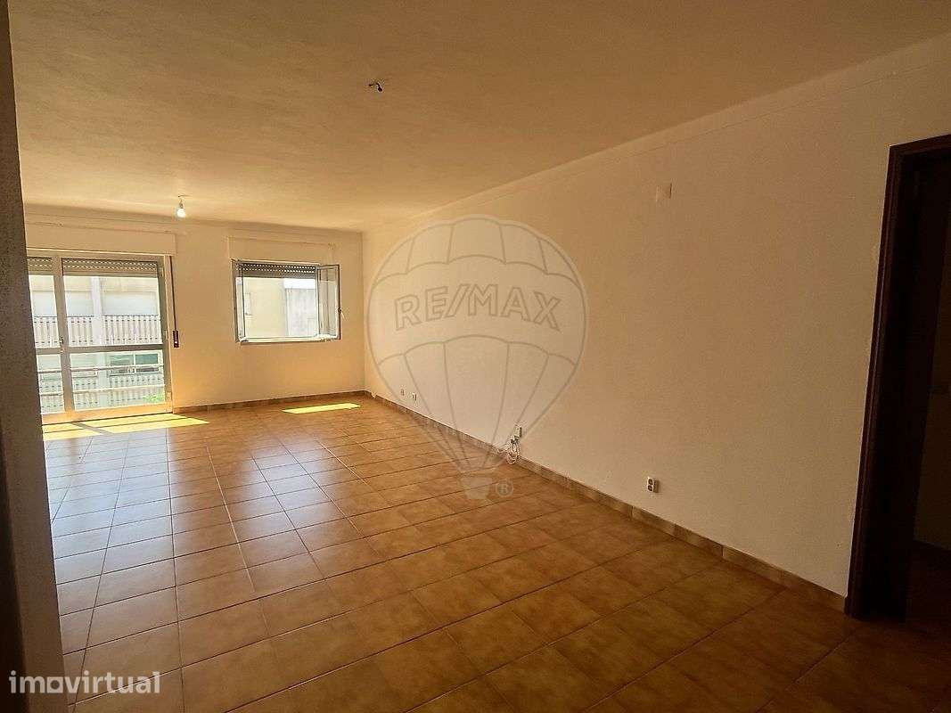 Apartamento T3 para arrendamento - Grande imagem: 2/14