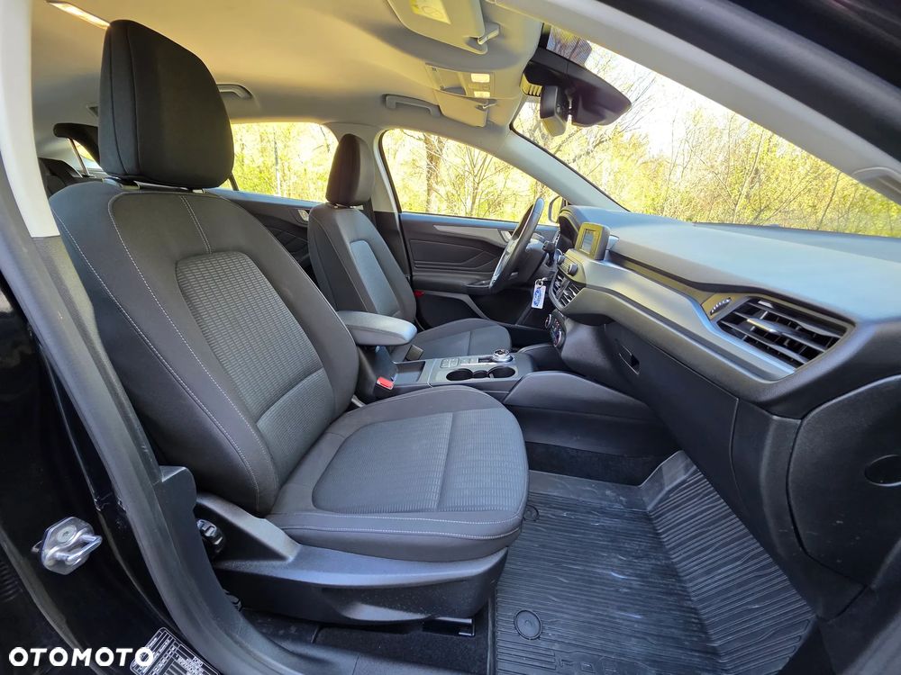 Ford Focus 1.5 EcoBlue Active - 32