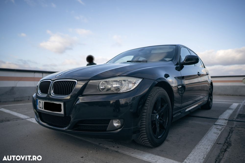 BMW Seria 3 318i - 2