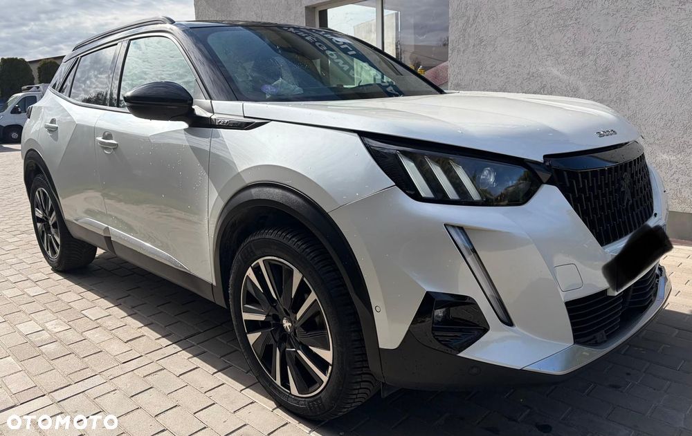 Peugeot 2008 - 6